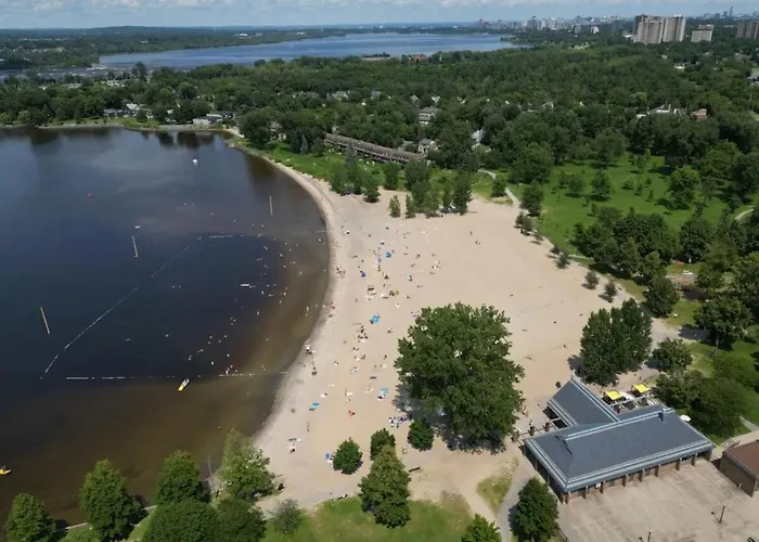 Cozy Family Home By Ottawa River Pathway With Bikes!