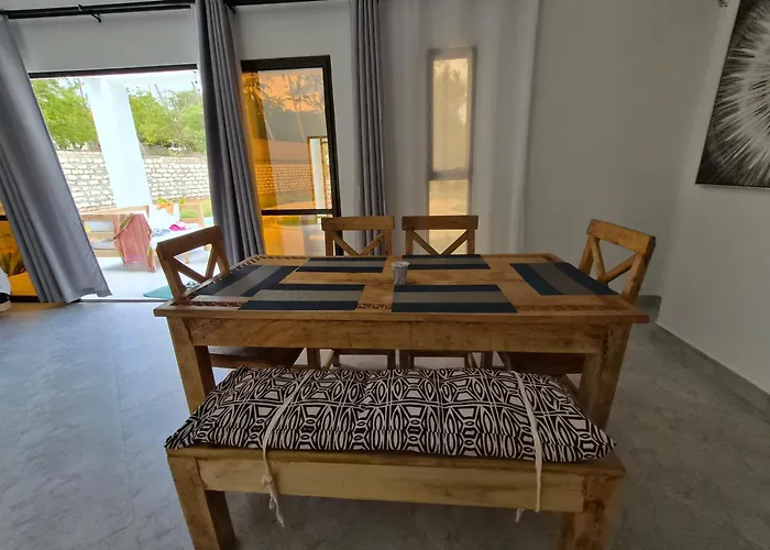 Ancora Villa Watamu Private Swahili Chic Family Villa