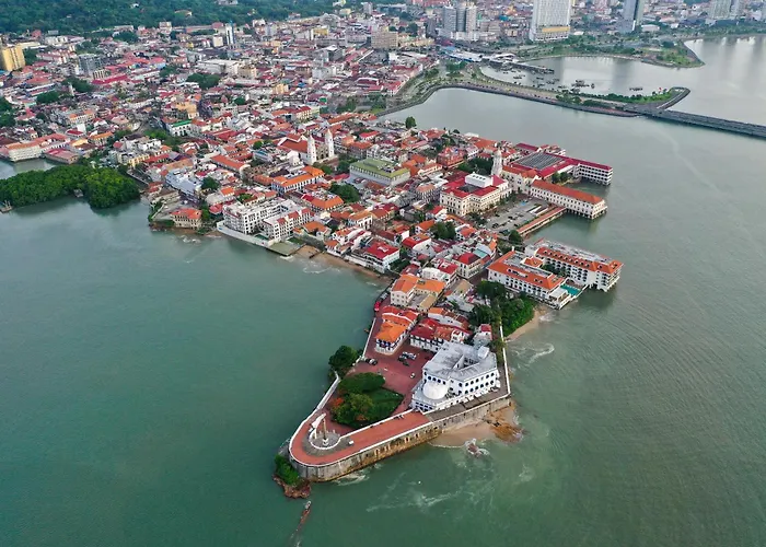Casa Acomodo Casco Viejo 6Br Mansion W Pool Panama Stadt