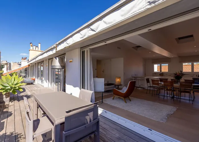 2 Bedroom Sea View Penthouse Apartment Near La Croisette Miami Penthouse Cannes