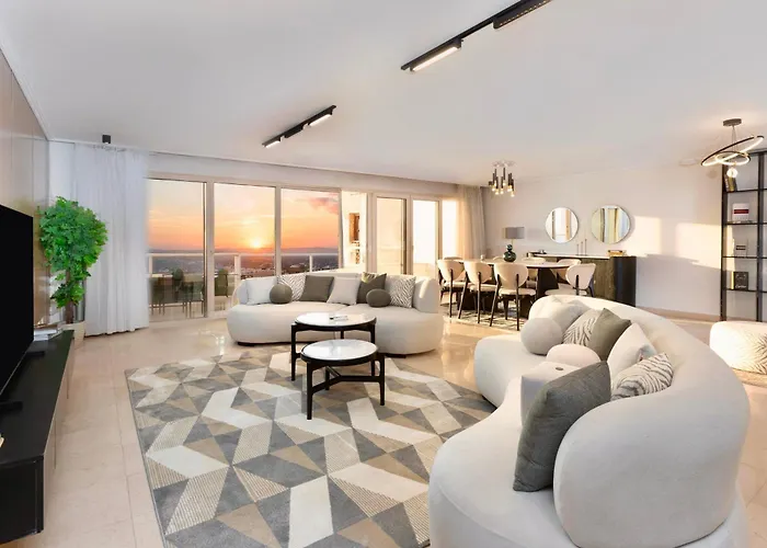 Cairo Homes Elite 4Br Nile & Pyramids View Balcony Maadi