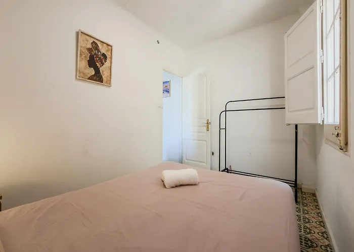 Apartamento De 3 Habitaciones En Barcelona L’Hospitalet de Llobregat