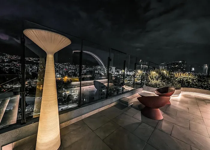 Luxury Studio Corazon Financiero, Gym, Piscina & Rooftop Quito