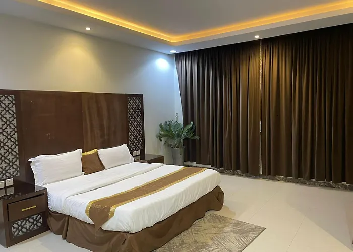 شقق منازل أرجوان المخدومة Riadh