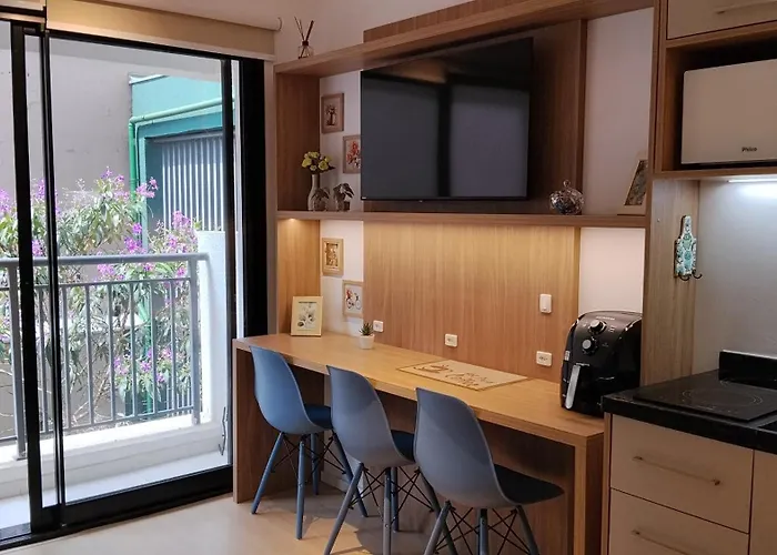 Lindo Studio - Confortavel E Excelente Localizacao - 1 Min Do Metro Vila Madalena São Paulo
