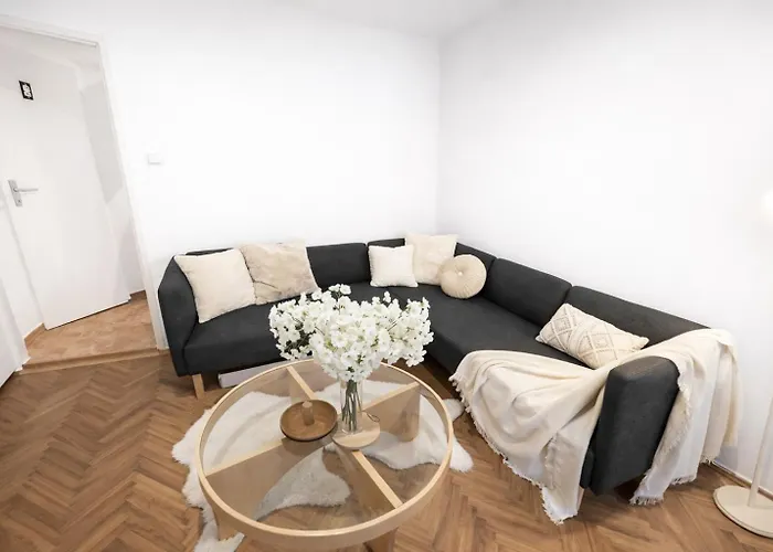 Dubcek Apartment Pressburg