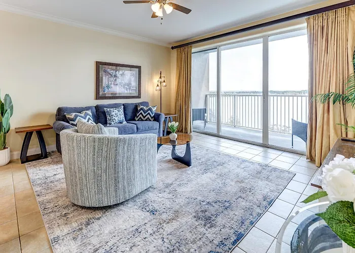 Lakefront Resort Condo Near Disney & Epic Universe Orlando