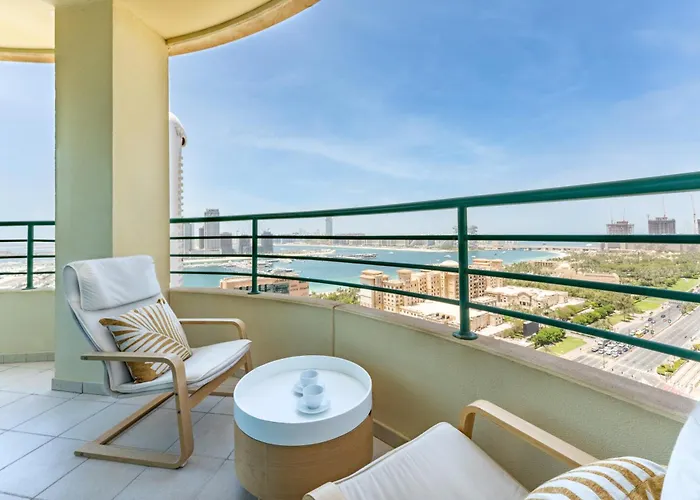 Elegantly Colored 2Br With Stunning Sea Views Dubai