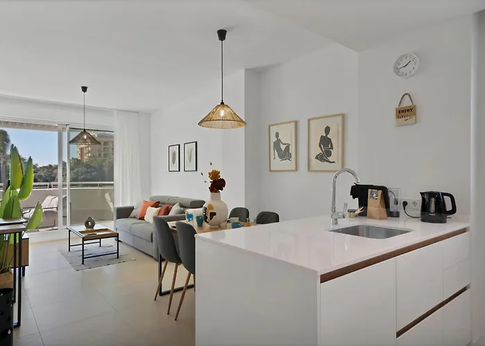 Apartment With Terrace, Parking, Pool And A C - Horus 1 Torre Del Mar