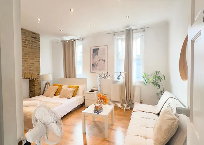 Wembley Stadium Maisonette Rooms London
