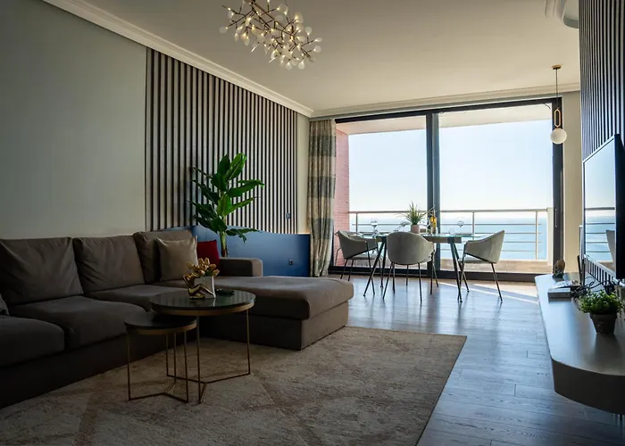 Luxury Apartment With Jacuzzi Durrës