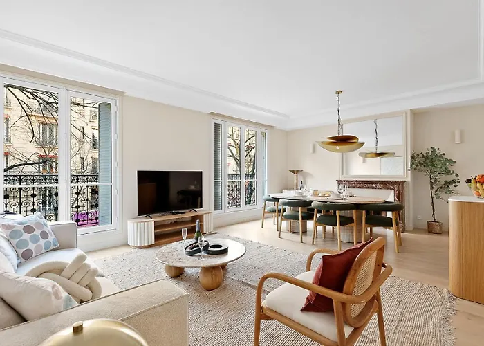 572 Tania - Apt With Balcony Near Eiffel Tower Paris