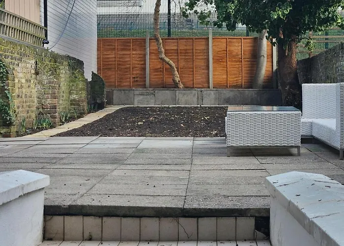 Beautiful Central London Garden Flat