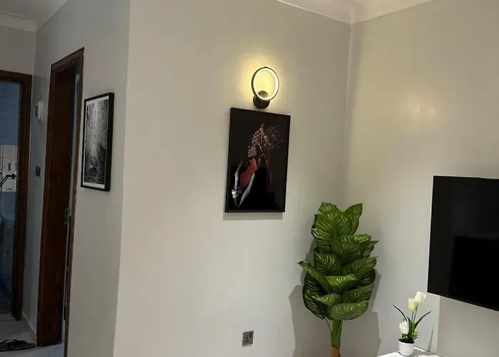 Jks Place At Caleb Courts Kampala