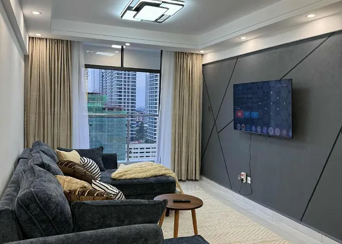 Ferienwohnung Executive 2Br In Westlands 2-Min Walk To Gtc & Jw Marriott Nairobi