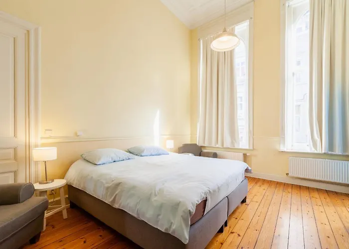 Prime Location Apartment Chtelain Saint-Gilles Self Checkin Brüssel