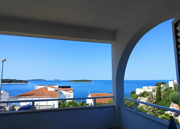 Apartment Villa Laguna 1 Ferienwohnung Fuer 4 Personen By Interhome Primošten