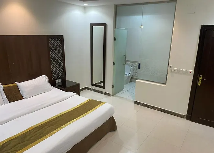 شقق منازل أرجوان المخدومة Riadh