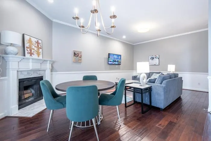 Ferienwohnung Piedmont Park Hideaway With King Bed And Private Patio Atlanta