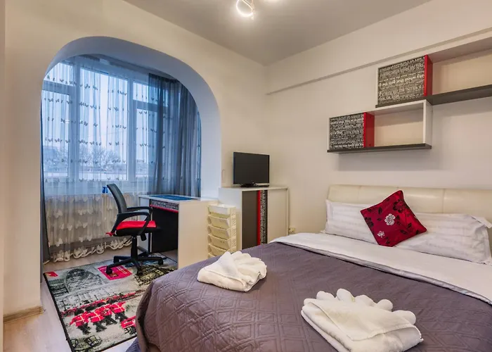 Modern 2 Bedroom Apartment In Central Bucharest - Pumo Properties