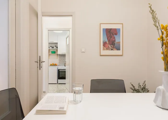 Urban 2BDR apartment in Exarcheia Athen