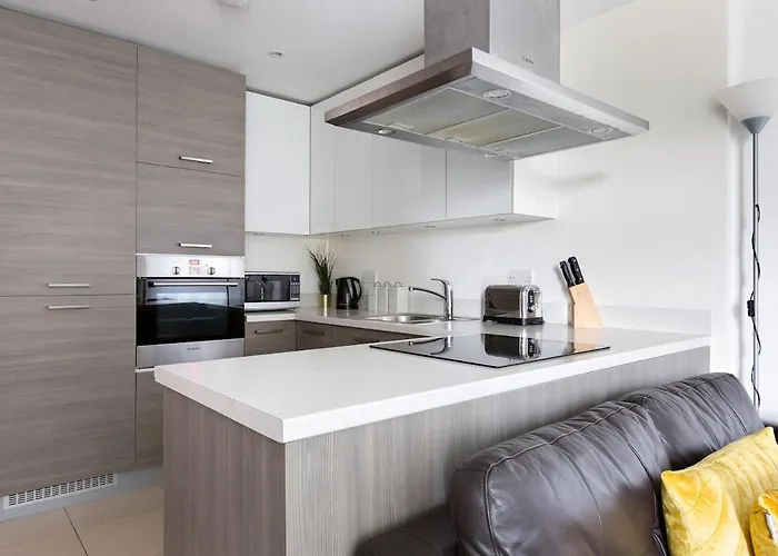 Luxury 2 Bedroom Apartment In Greater London