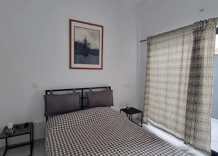 Modern Apartment In Praia