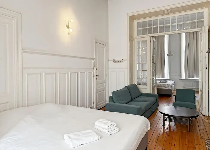 Prime Location Apartment Chtelain Saint-Gilles Self Checkin Brüssel