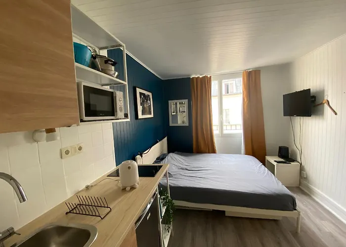 Beautifull Small Flat Paris