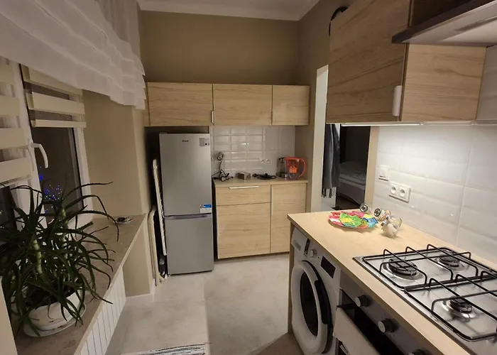 Przytulne Studio Przy Metro Plocka L Cozy Studio Near The Plocka Metro Station Warschau