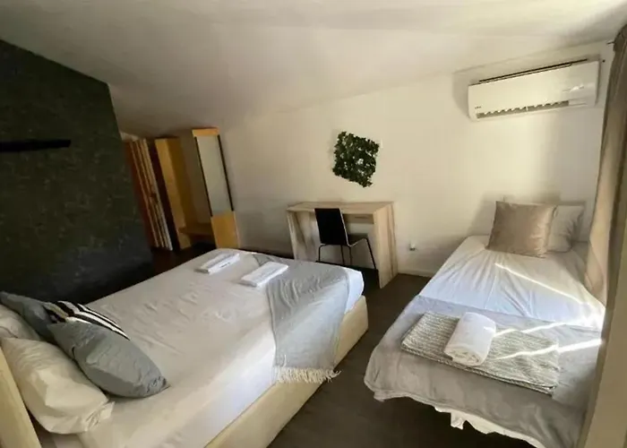 Charming Studio In Porto 35 M² With Balcony