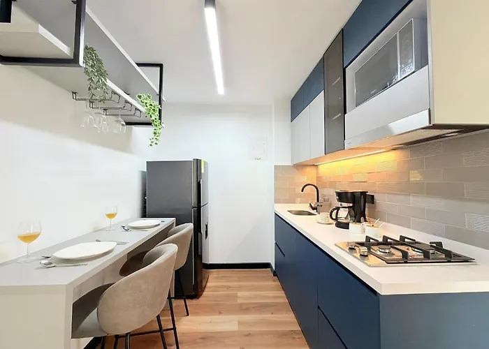 Cozy Apartment In Central Limonar With Air Conditioning Cali
