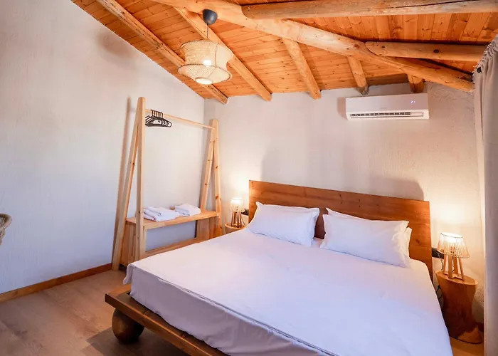 Bliss Luxury Apartamets & Suits Sarandë