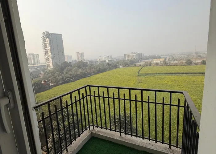 Stay Above The City Studio With Dual Balconies Noida