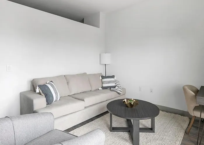 Landing Stunning 1Bd Clubhouse Yoga Studio Houston