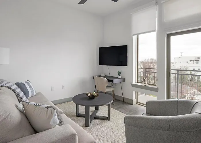 Landing Stunning 1Bd Clubhouse Yoga Studio Houston