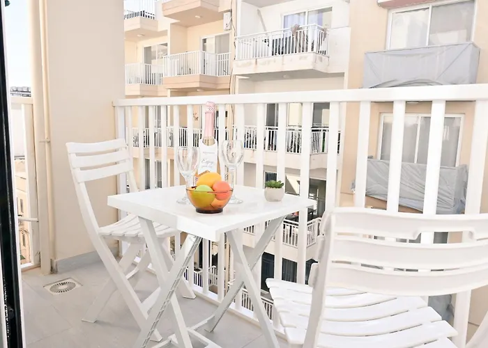 Camelia Seaview 1 Bd Apart In St Paul Bay - Happy Rentals St. Paul's Bay