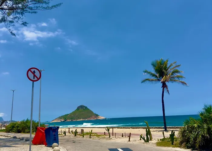 Private Suite 1 Minute From The Beach Rio de Janeiro