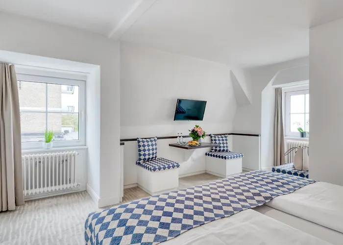 Hotel Strandschlösschen Lübeck