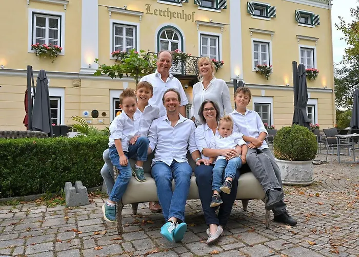 Hotel Schloss Lerchenhof Hermagor-Pressegger See