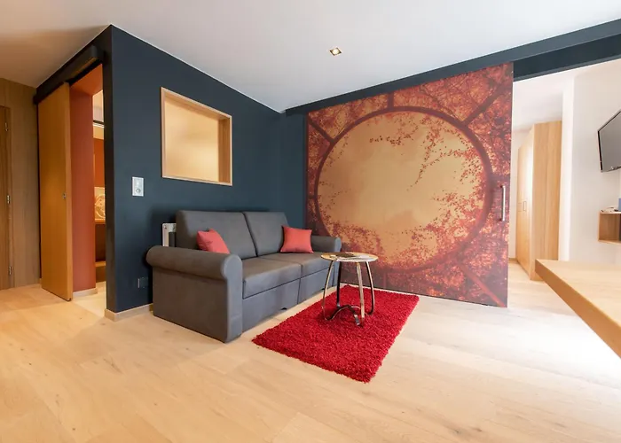 Lapis Monti - Apartments & Suites Burgeis