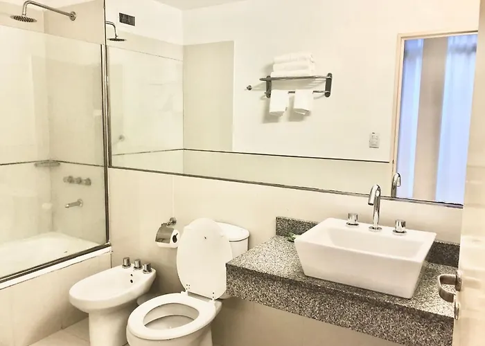 Apartamentos De Maria En Martinez! Av Libertador Con Patio!