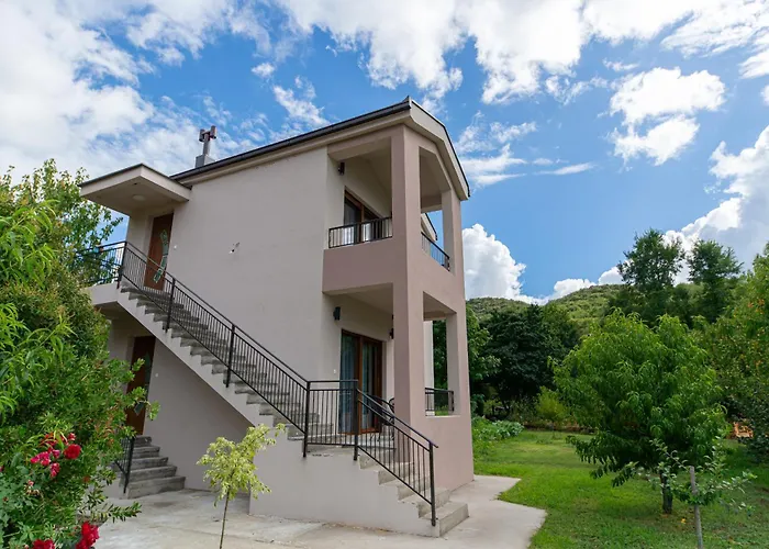Villa Wood House Virpazar