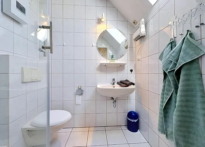 Apartment Gollwitzer Park - Insel Poel-5 By Interhome