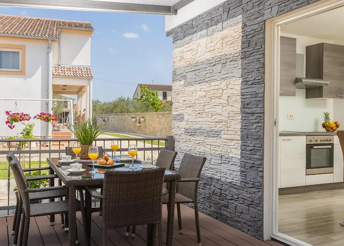Villa Tranquil Hideaway With Garden And Barbeque Weißenburg