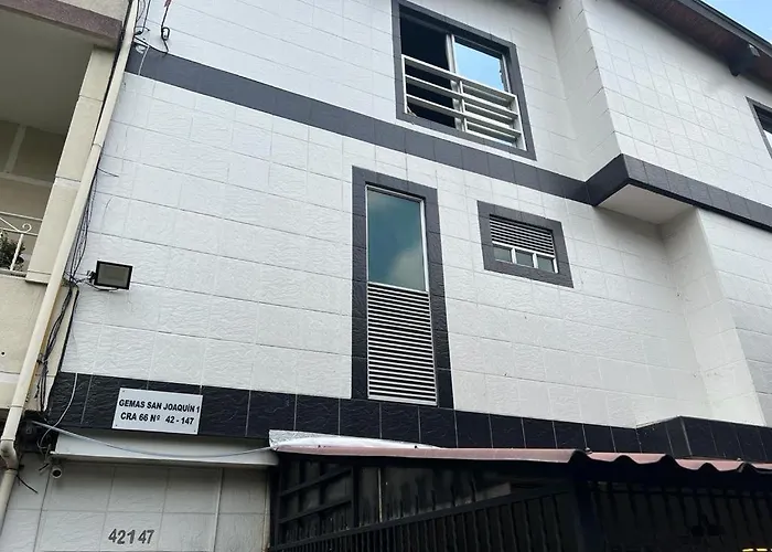 Ferienwohnung Amoblado Laureles San Joaquin Medellín