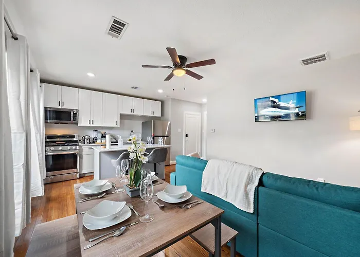 Homey Apt Nr Med Center Fire Pit Bbq Wifi Games Houston