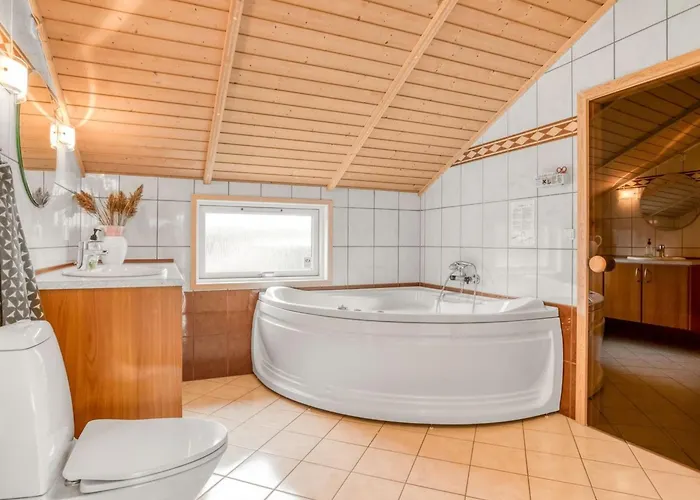 Holiday Home Leya - 1-2Km From The Sea By Interhome Hirtshals