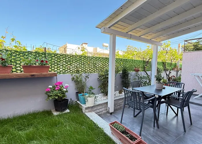 Garden Villa Vlore A&X