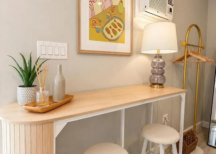 Private Modern Guesthouse, Near La Cantera/Medical Center San Antonio